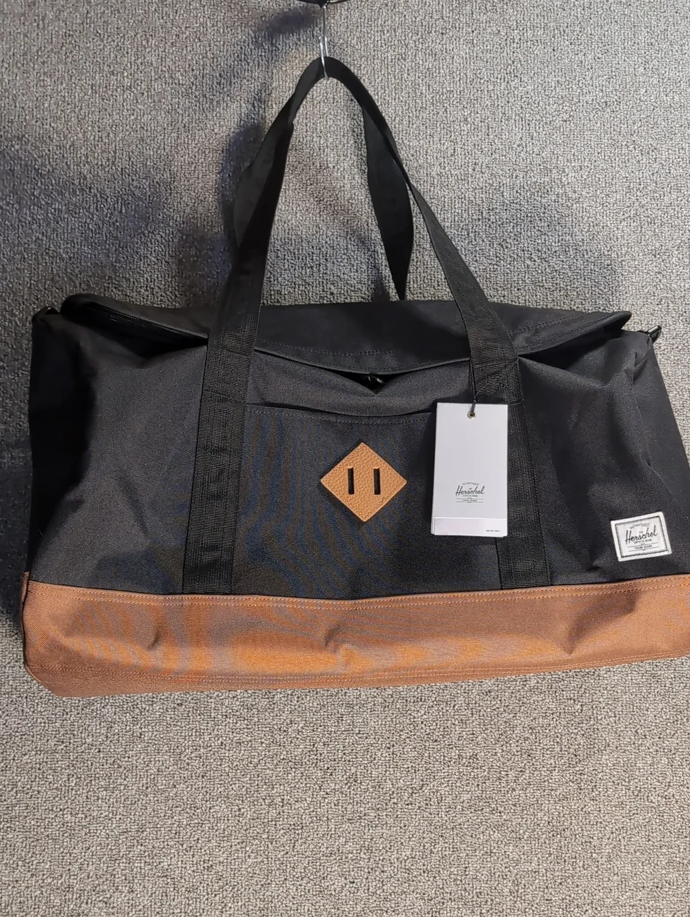 NWT Herschel Supply Co Heritage Duffle Bag Black Brown 37L Travel Weekender